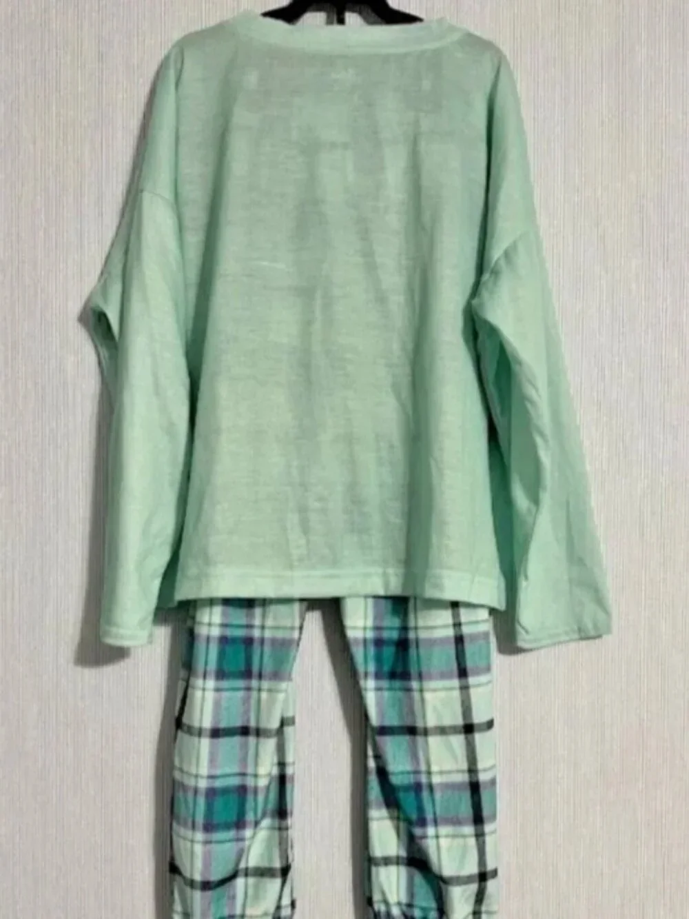 Mint Yeti Plaid 2 Piece Pajama Set Long Sleeve Lounge Sleepwear